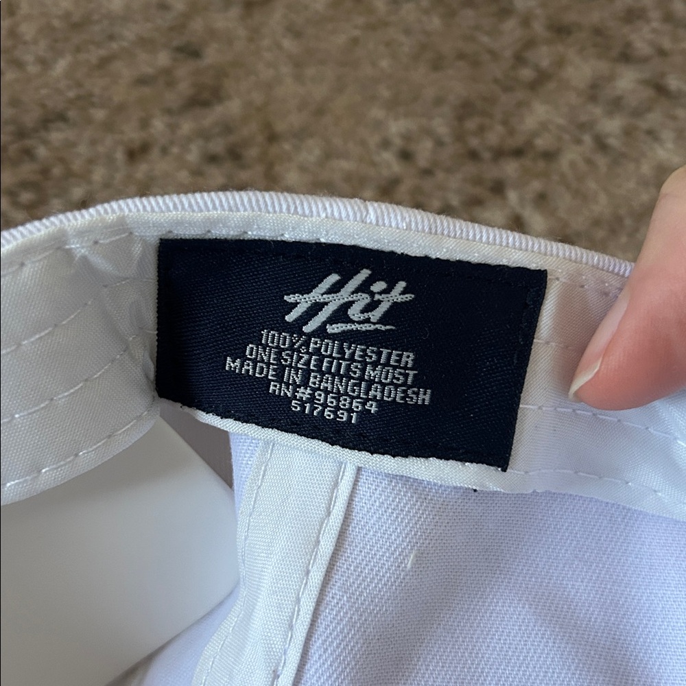 White Cap - Picture 3 of 4